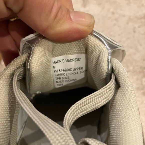 NWOB Steve Madden Silver Madrid Sneakers - Picture 12 of 14
